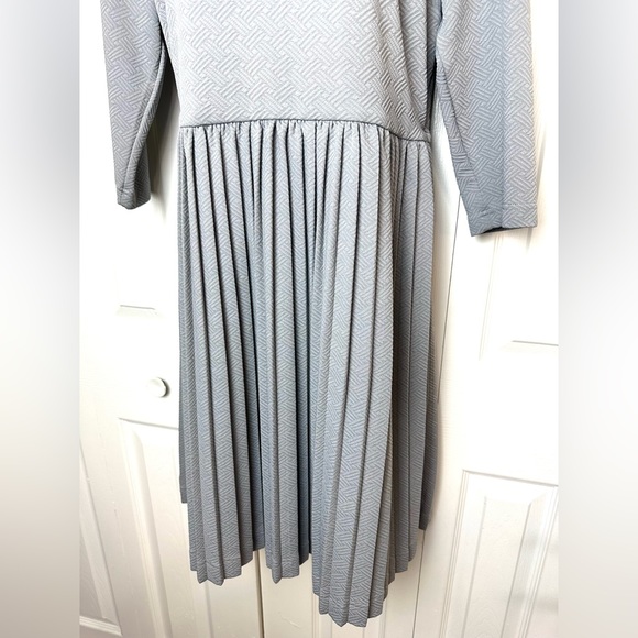 MODCLOTH Presentation Perfection Dress Gray Pleated Collared Textured Knit Pinup - Picture 7 of 13